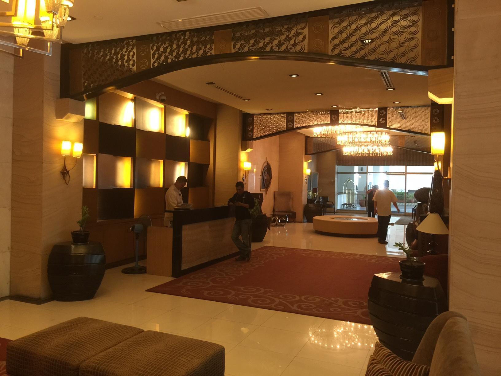 Luxury Condo At Forbeswood Parklane The Fort Bgc Makati City Exterior foto